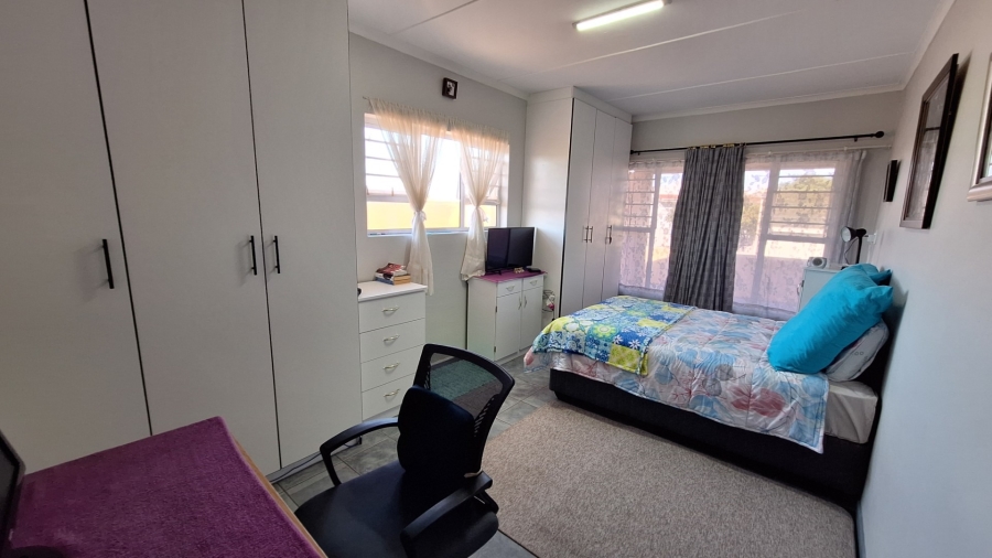 4 Bedroom Property for Sale in Port Owen Western Cape